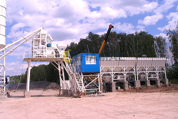 Planta mezcladora de hormigón HZS50 en Bakdano